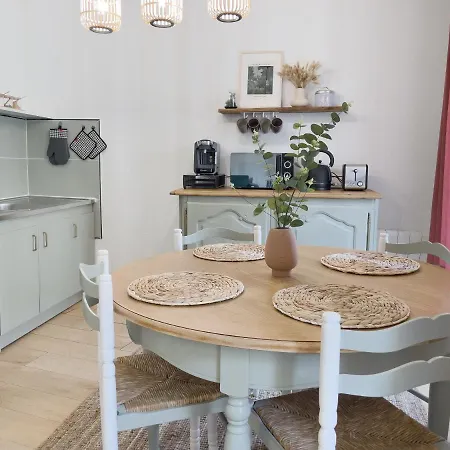 Apartment Lumineux 1 Hypercentre Place St Jean Valence (Drome)